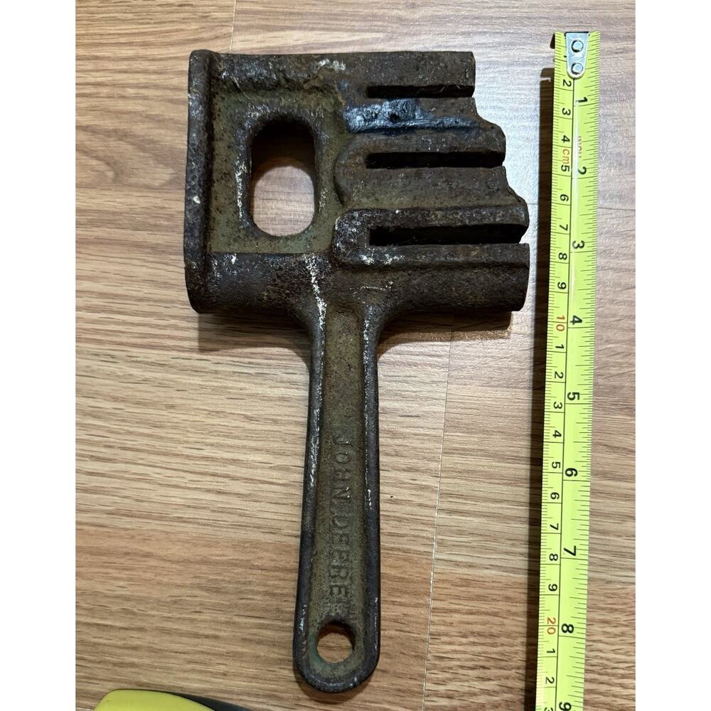 Old John Deere Iron Chain Breaker Detacher Tool J1480H